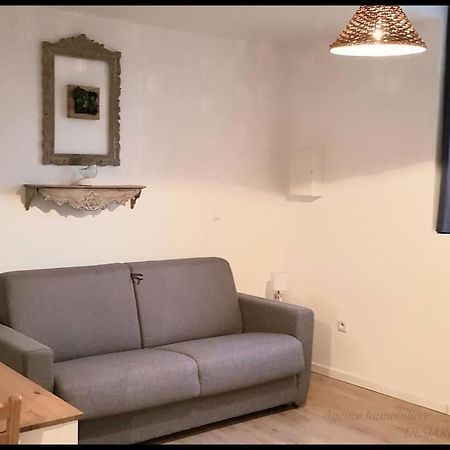Le Barrage Apartment Port-Mort Екстериор снимка