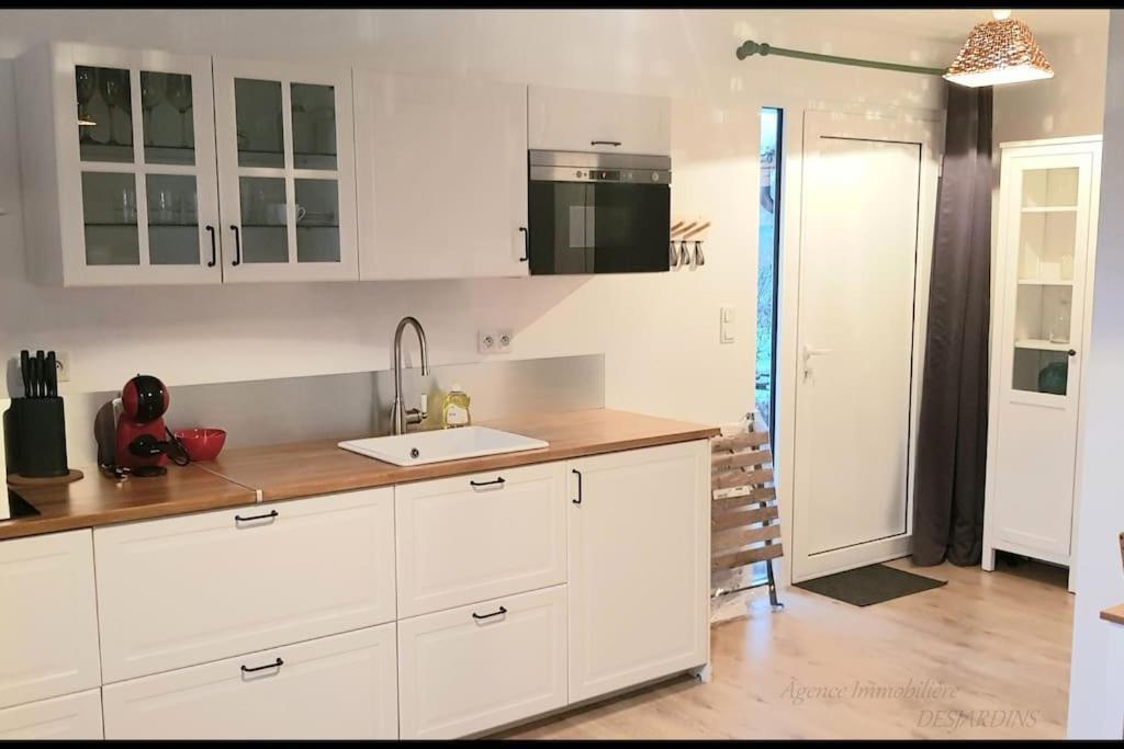 Le Barrage Apartment Port-Mort Екстериор снимка